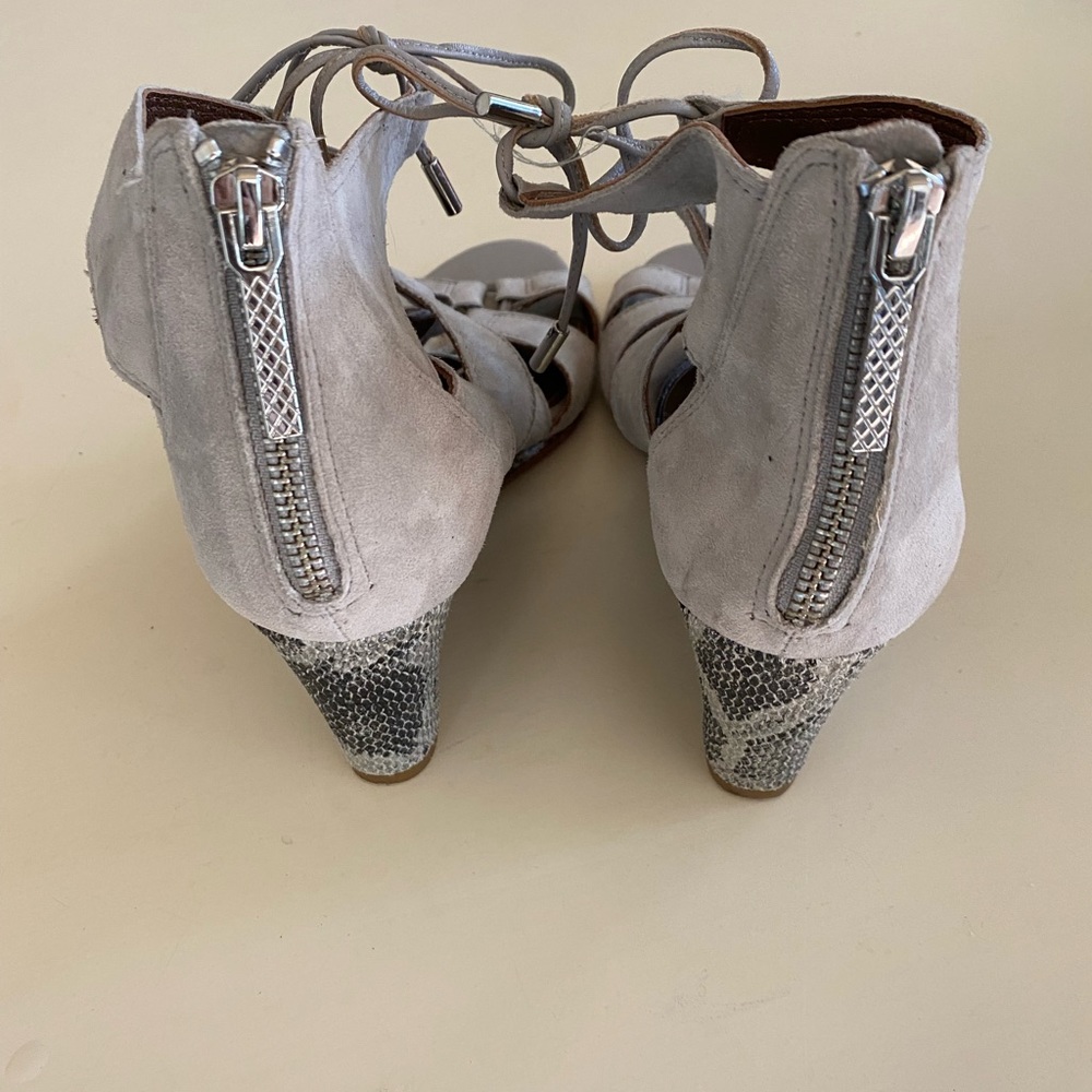 Donald J. Pliner wedge sandals - Picture 3 of 5
